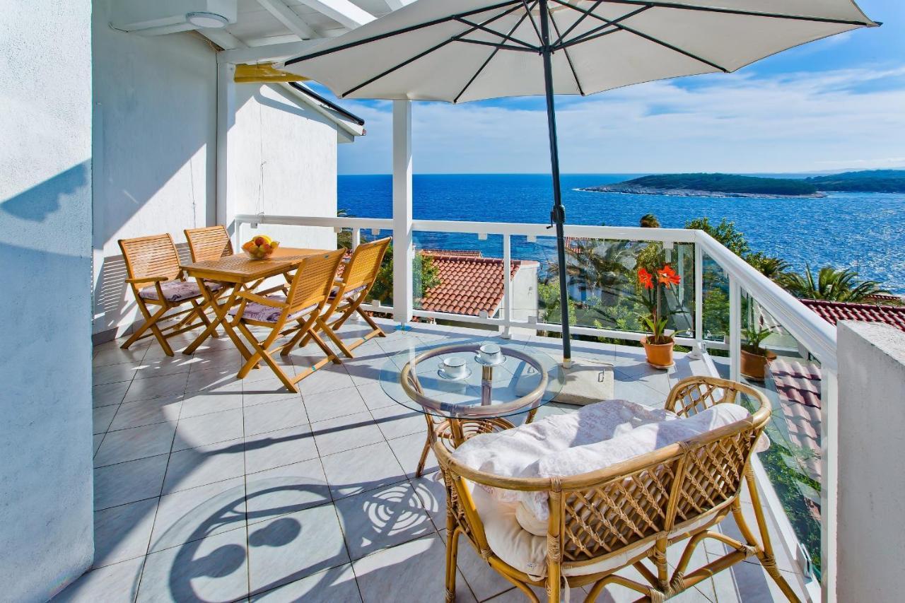 Apartments Cloud Hvar Town Exterior photo